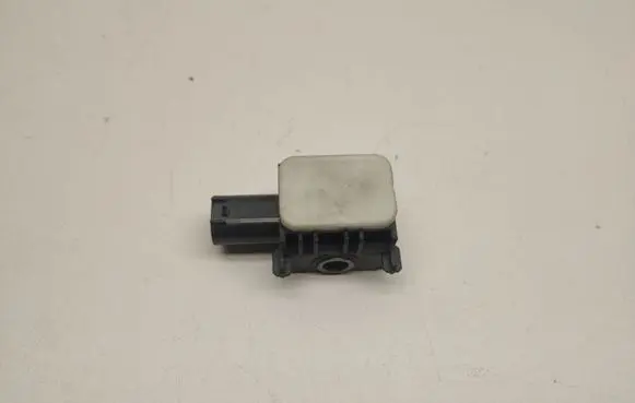 Mercedes-Benz S W221 Airbag deployment crash/impact sensor A0038202826