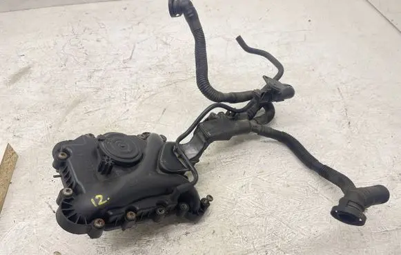 Audi A5 8T 8F Breather valve 06E103547