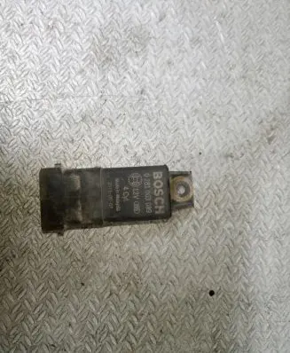 Fiat Ducato Glow plug pre-heat relay 0281003039