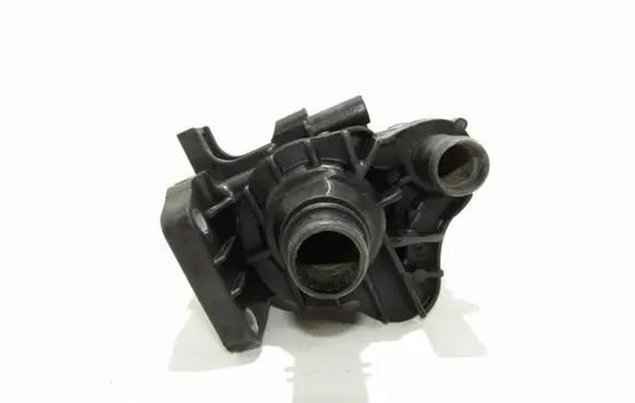 Ford C-MAX I Thermostat housing 9647767180