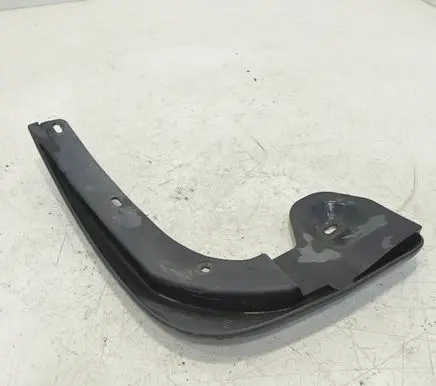 Skoda Octavia Mk2 (1Z) Front mudguard 1Z0821820