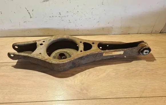 Volkswagen Golf VI Rear upper control arm/wishbone