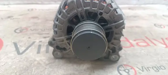 Volkswagen Golf VI Generator/alternator 03L903023F