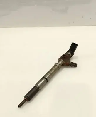 Volkswagen Caddy Fuel injector 03L130277B