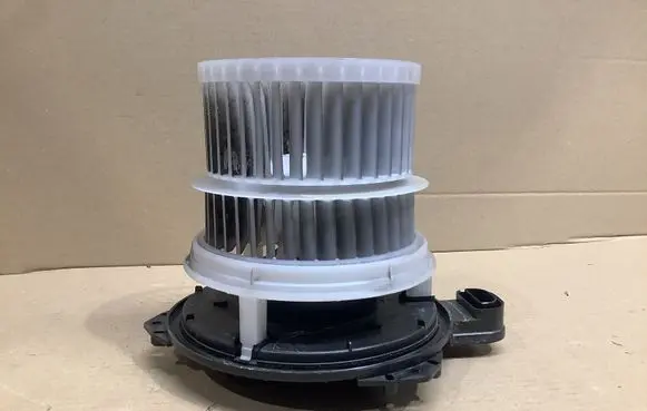 Heater fan/blower