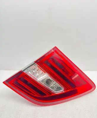 Mercedes-Benz ML W166 Tailgate rear/tail lights A1669068501 480102 P4072212