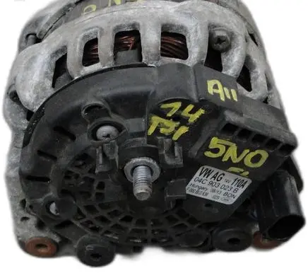 Volkswagen Tiguan Generator/alternator 04C903023B