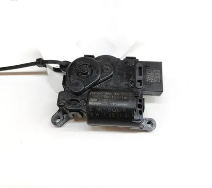 Skoda Enyaq iV Air flap motor/actuator 5WA907511C T16245C