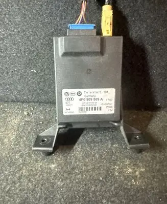 Audi A6 Allroad C6 Antenna control unit 4F0909509A