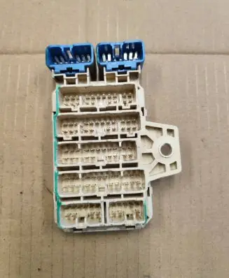 Toyota Land Cruiser (HDJ90) Fuse 1264351105