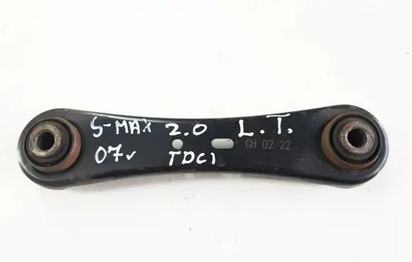 Rear control arm