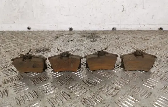 Opel Crossland X Brake pads (rear) 8228531