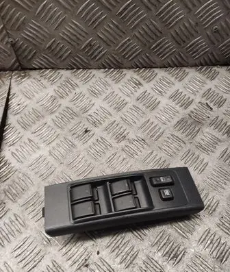 Toyota Corolla Verso AR10 Electric window control switch 37073