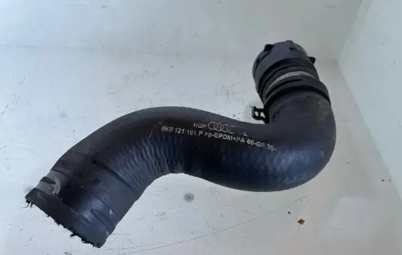 Audi A4 S4 B8 8K Engine coolant pipe/hose 8K0121101P