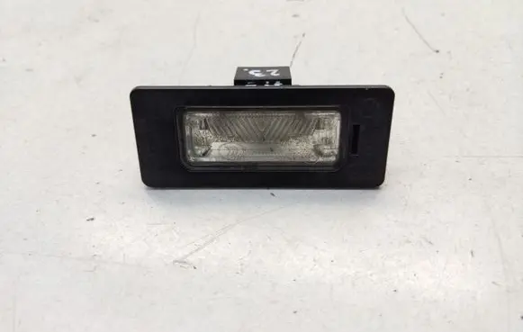 Audi A5 8T 8F Number plate light 8T0943022 A046341