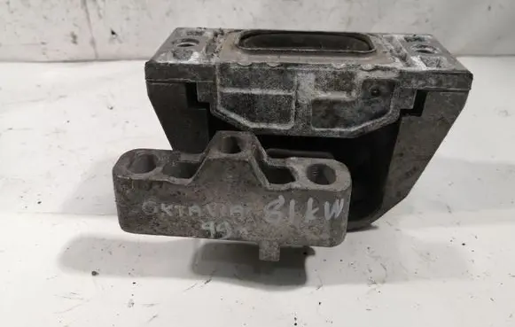 Skoda Octavia Mk1 (1U) Engine mount bracket 1J0199262