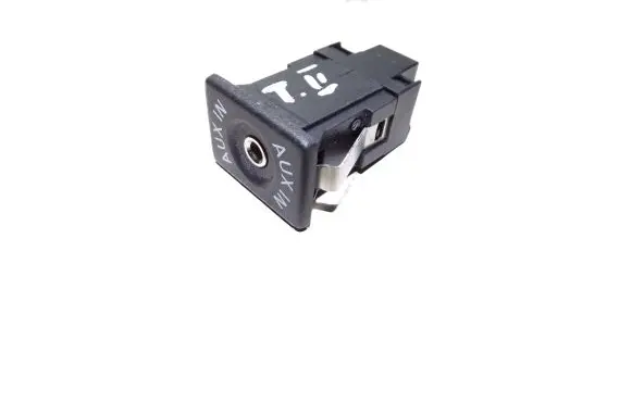Volkswagen Touareg II AUX in-socket connector 