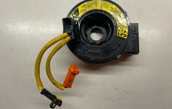 Toyota Avensis T250 Steering angle sensor 