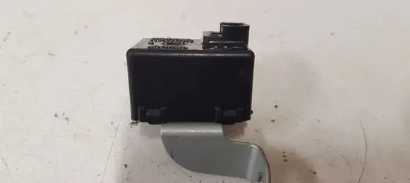 Toyota Corolla Verso AR10 Other relay 8665013010 0689003570