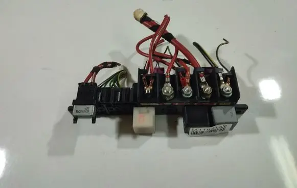 Volkswagen Bora Fuse box set 