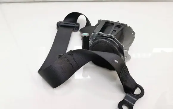 Mercedes-Benz EQC Rear seatbelt A2938602300 65953 34332477