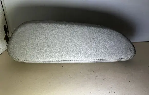 Mercedes-Benz R W251 Rear seat 