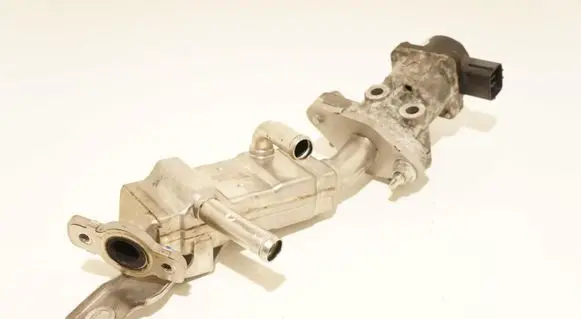 Suzuki Swift II EGR valve cooler 18710-68PA0