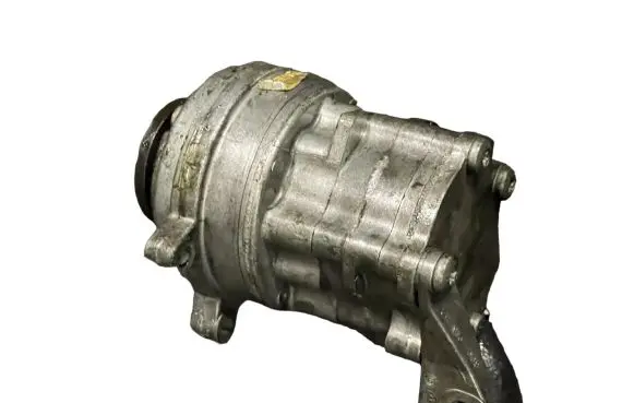 BMW 7 E65 E66 Power steering pump 9101008