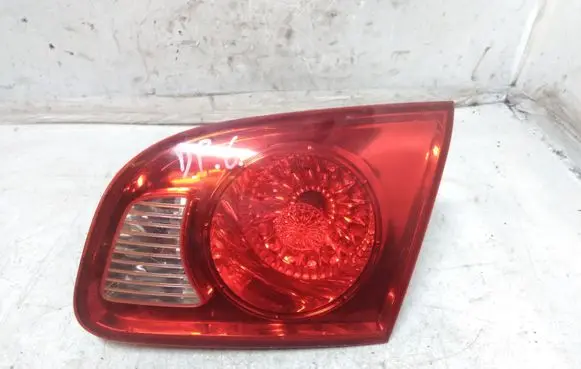 Hyundai Santa Fe Tailgate rear/tail lights 924062B000