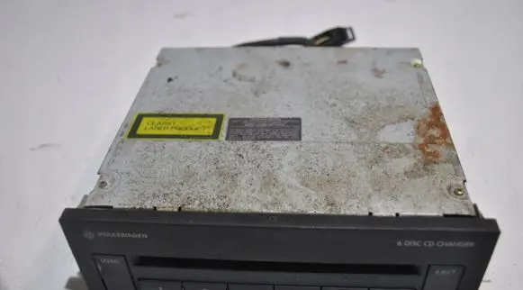 Volkswagen Golf V CD/DVD changer 1J0035110