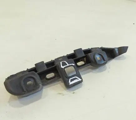 Volkswagen PASSAT B7 Front bumper mounting bracket 3AA807184