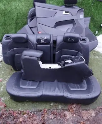 Seat set