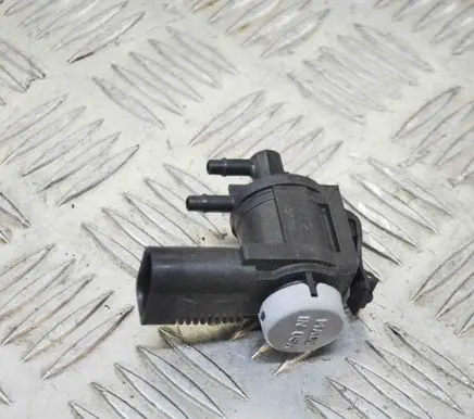 Audi Q7 4L Turbo solenoid valve 1K0906283A