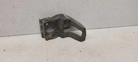 Audi A4 S4 B6 8E 8H Front bumper mounting bracket Z8E0853922