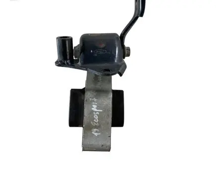 Ford Ecosport Engine mounting bracket GN156P082DB