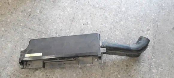 Nissan Murano Z50 Cabin air duct channel 