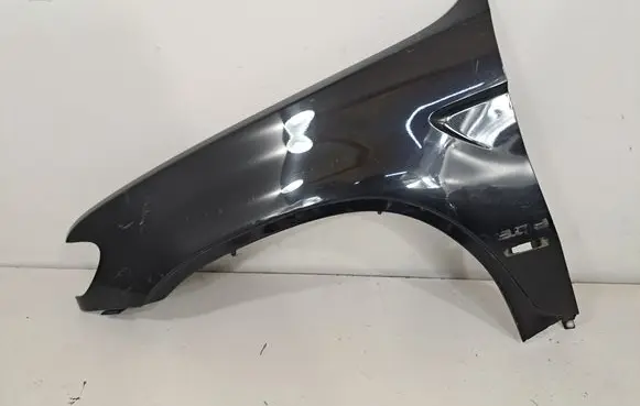 BMW X5 E53 Fender 7000385