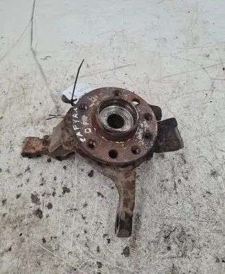 Opel Zafira A Front wheel hub