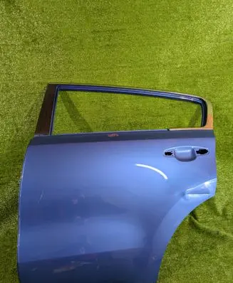 KIA Sportage Rear door 