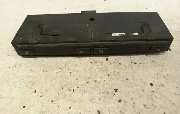 BMW 5 E60 E61 Seat heating switch 6985750 13580662