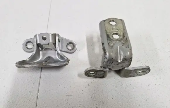 KIA Sorento Rear door hinge set 