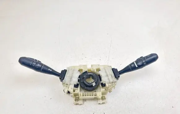 Mitsubishi Colt Wiper turn signal indicator stalk/switch MR986420 17EJ35