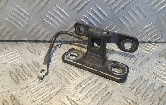 BMW X3 E83 Tailgate/trunk/boot hinge 3400377