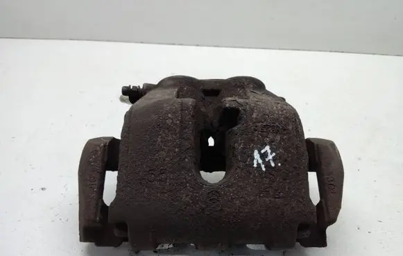 Mercedes-Benz ML W164 Front brake caliper 68252401