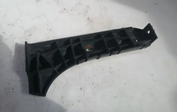 Audi A6 S6 C5 4B Front bumper mounting bracket 4B0807284B