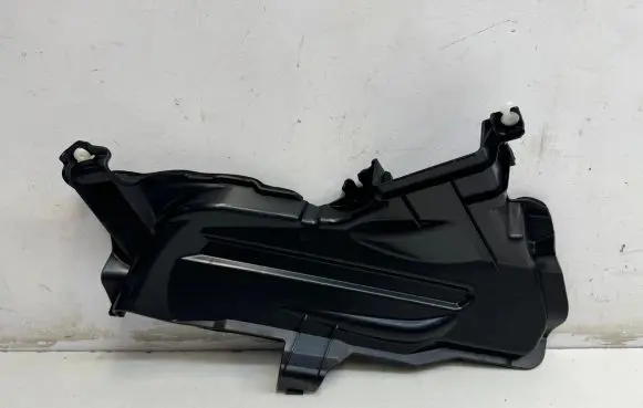 Mitsubishi Outlander Other trunk/boot trim element 7260B541