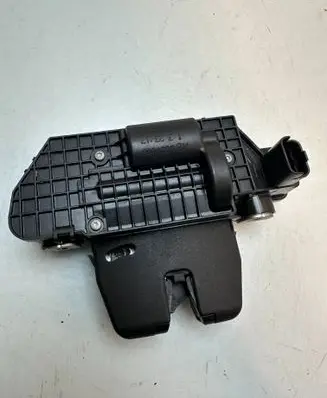 Peugeot 208 Tailgate/trunk/boot lock/catch/latch 9151487499 201720