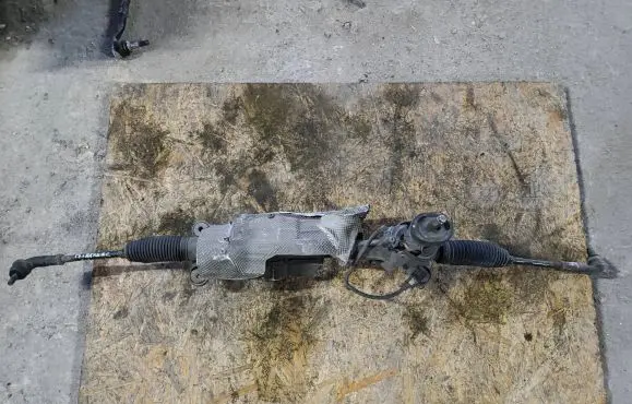 Volkswagen PASSAT CC Steering rack 5N1909144P