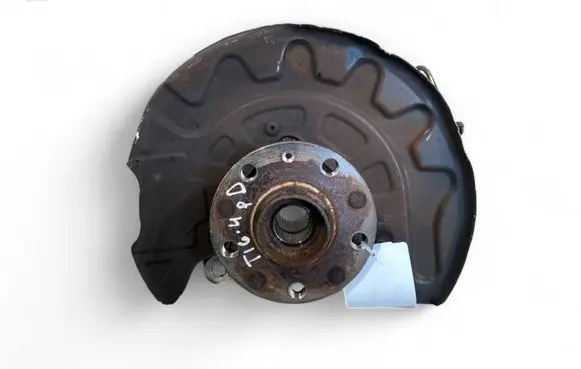 Front wheel hub