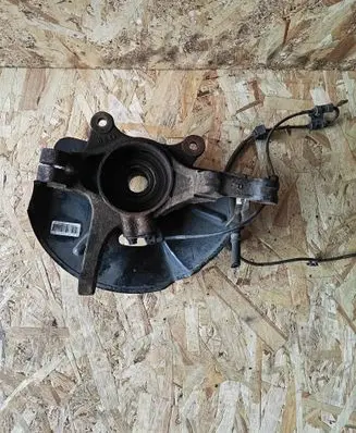 KIA Sportage Front wheel hub 517562S500